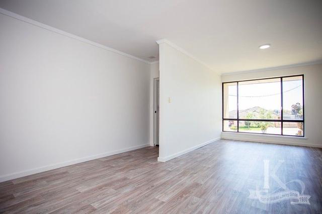11B Kurda Place, WA 6061