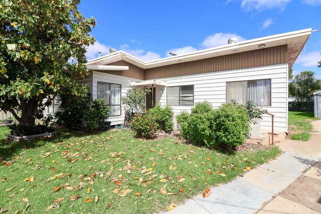 6 McDonald Court, VIC 3585