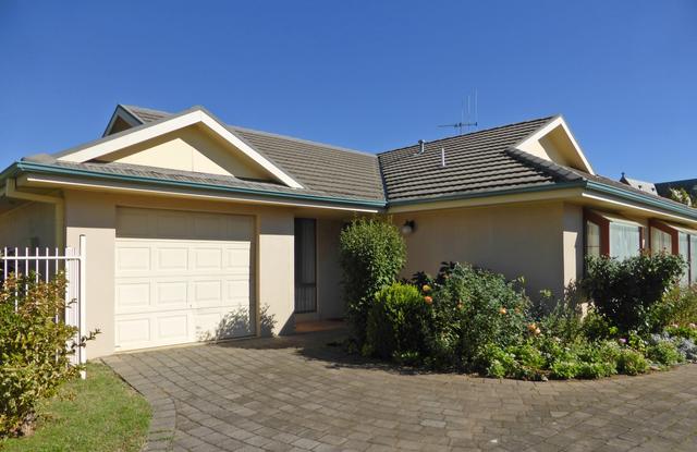 1/70A Byng Street, NSW 2800