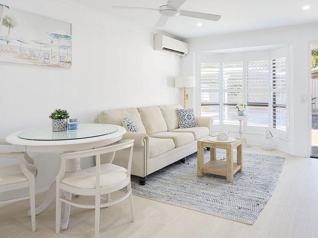 2/12 Hentdale Court, QLD 4215