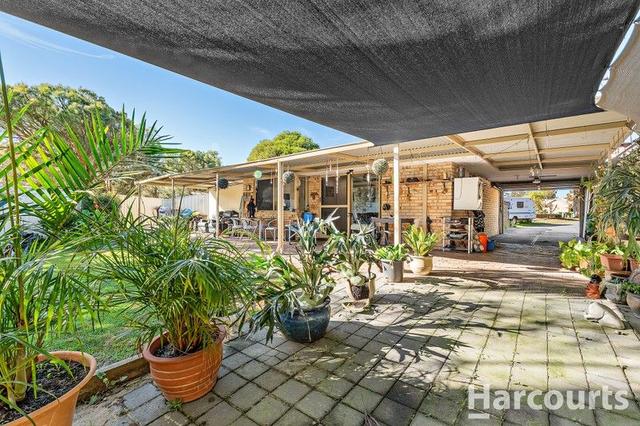 2/4 Shelley Cove, WA 6210