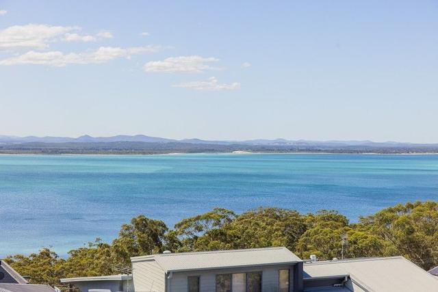 2/14 Wollomi  Avenue, NSW 2315