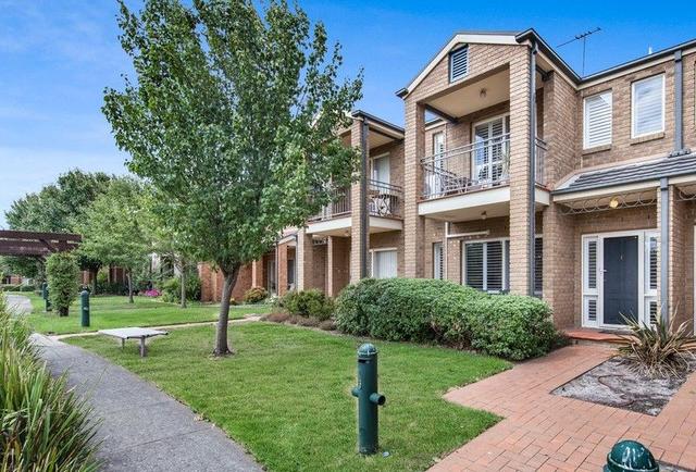 15 Gables Walk, VIC 3805