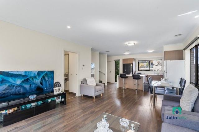 29 Erinbank Crescent, VIC 3049