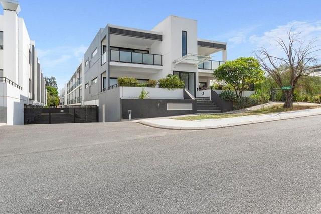 3/3 Roscorla Avenue, WA 6060