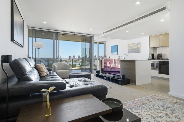 1401/96 Bow River Crescent, WA 6100