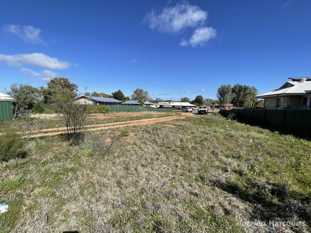 7 Hogan Place, NSW 2835