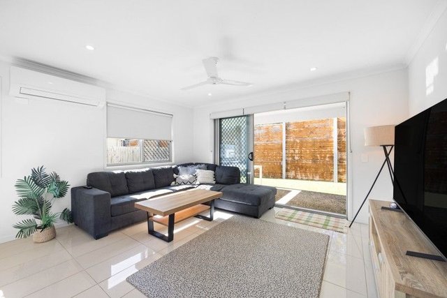 27 Silver Wattle Grove, QLD 4573