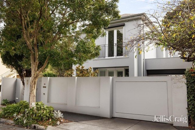8D Highbury Grove, VIC 3181