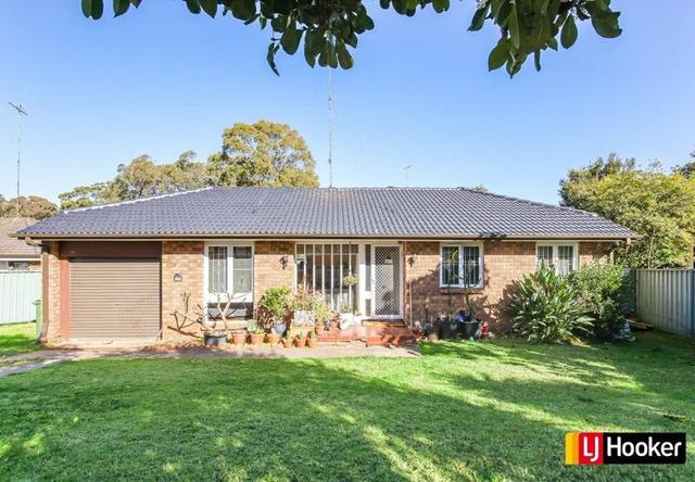 17 Dickens Road, NSW 2560