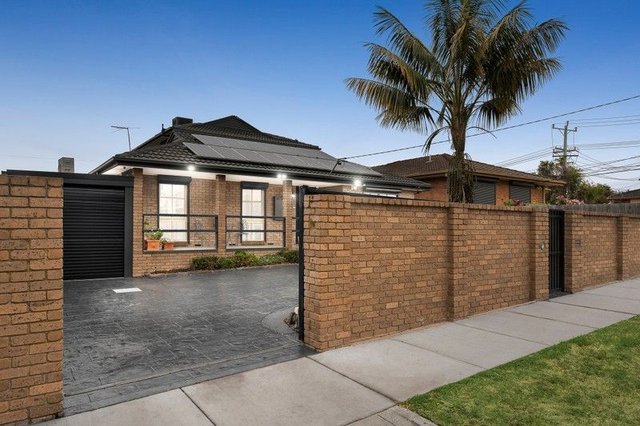 4 Moresby Street, VIC 3167