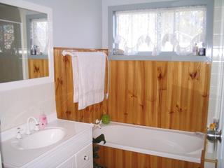 Bathroom 1 (2007-05-12)
