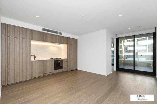 421/627 Victoria Street, VIC 3067