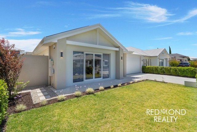 38 Burleigh Drive, WA 6028