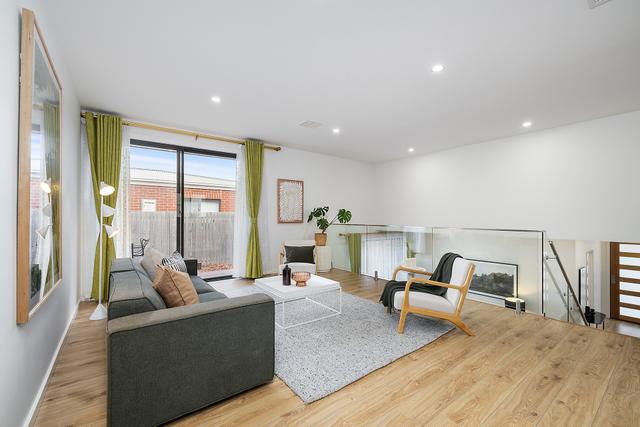 18 Bronhill Street, ACT 2914
