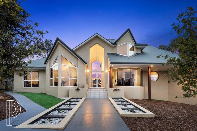 8 Eve Place, ACT 2913