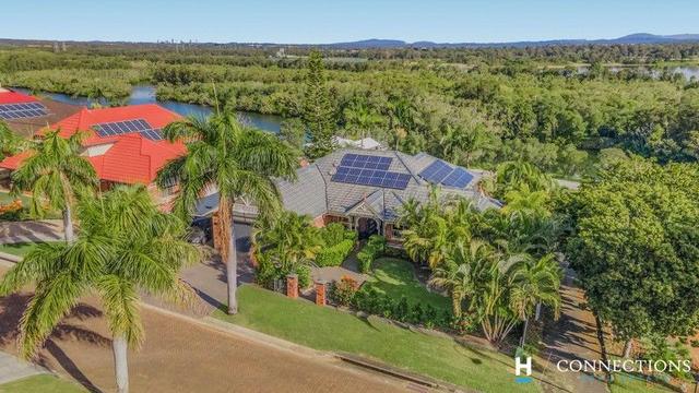 4 Edgewater Court, QLD 4503