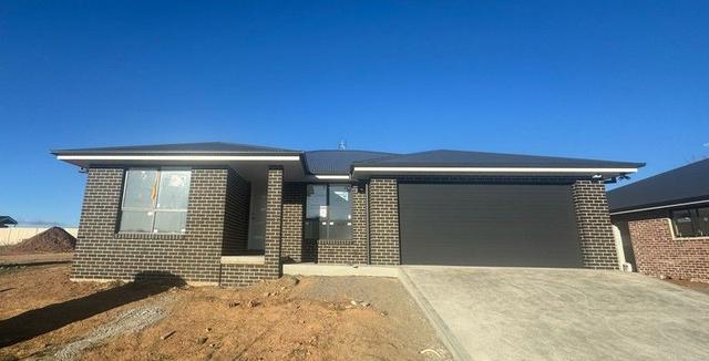 4 Hoynes Circuit, NSW 2799