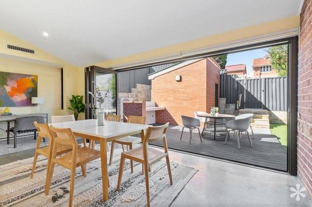 7/2 Burt Street, WA 6160