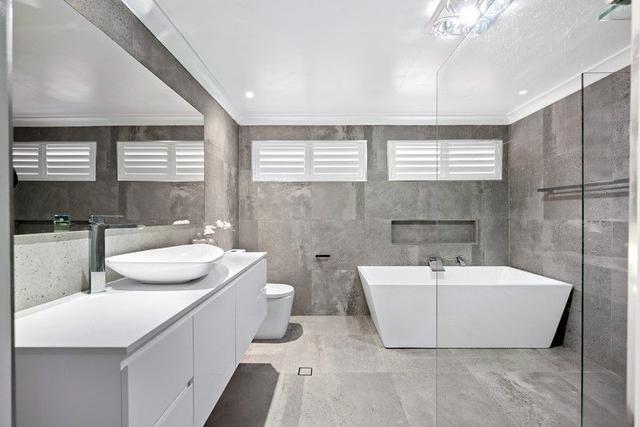 29 Caroline Chisholm Drive, NSW 2570