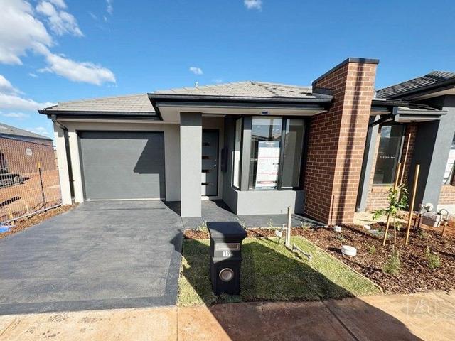 19 Mistletoe Drive, VIC 3338