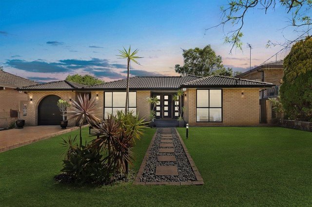 16 Yvonne Crescent, NSW 2198