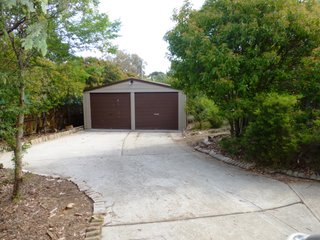 Garage & Parking