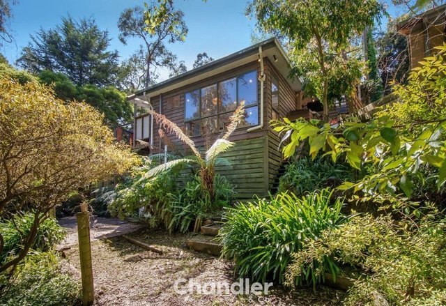 8 Dalkeith Crescent, VIC 3160