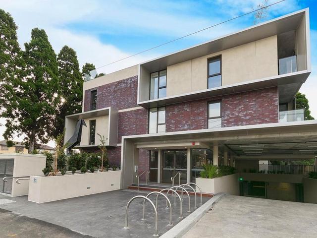 303/88 Carlisle Street, VIC 3182