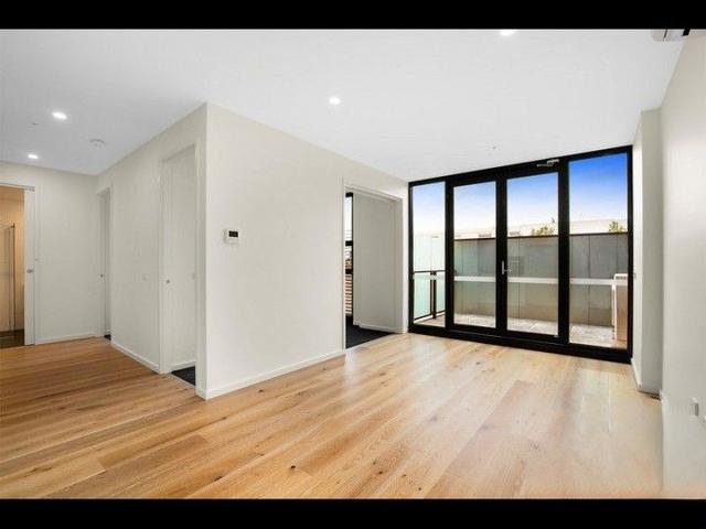 106/687 Glen Huntly Road, VIC 3162