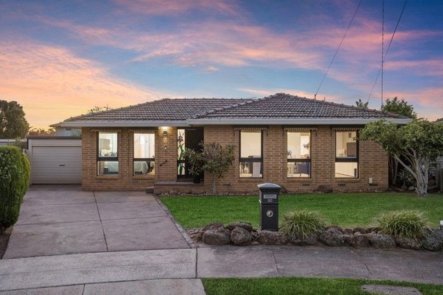30 Kubis Crescent, VIC 3172