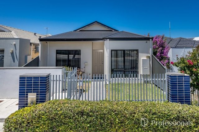 65 Reflection Boulevard, WA 6036