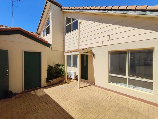 9 Moore Street, WA 6230