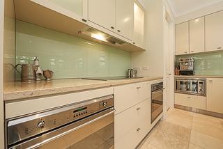 Kitchen (2014-10-15)