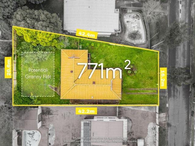18 Rowan Street, QLD 4127