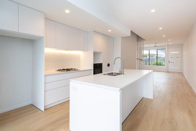45/2 Marina Quays Boulevard, QLD 4212