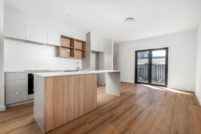 The Lazenby - 273 Pro Hart Avenue Strathnairn, ACT 2615