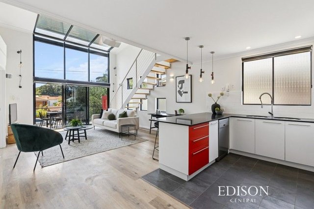 4/181 Carr  Place, WA 6007