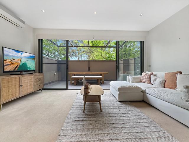 2/20 De Burgh St, ACT 2602