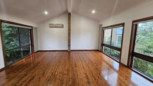 8 Gossell Grove, NSW 2118