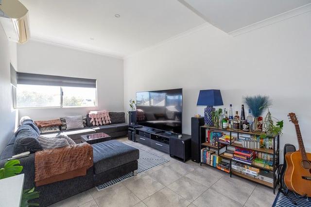 10/18 Elvire Street, WA 6056