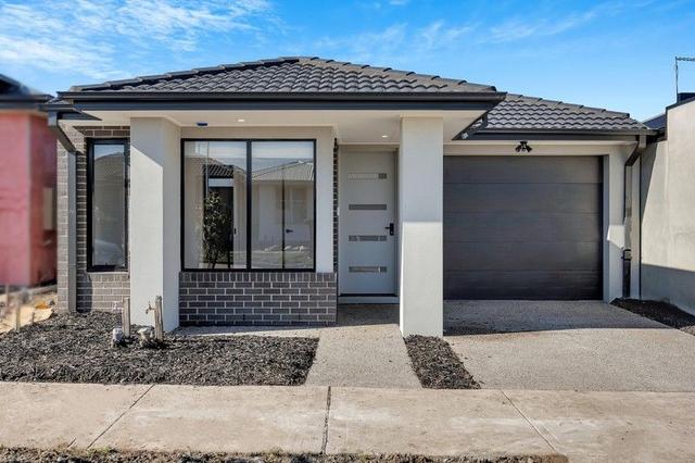 33 Countess Circuit, VIC 3750