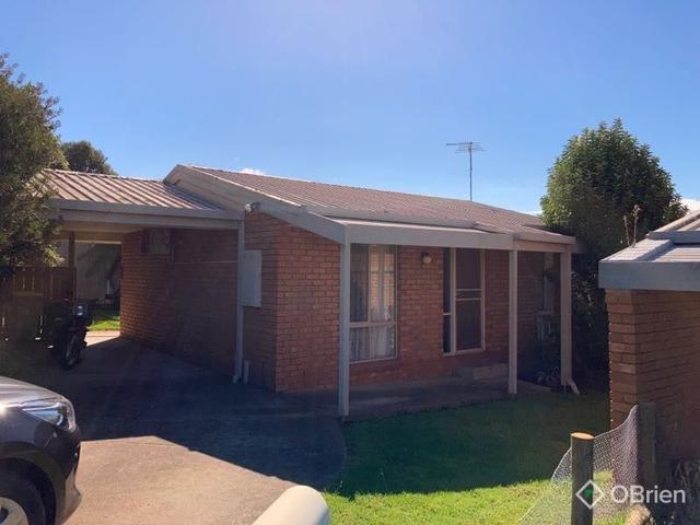 13 Gibbs Place, VIC 3875