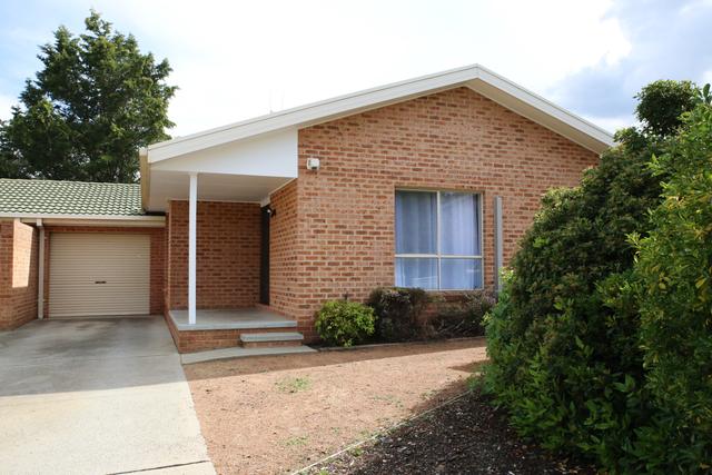 2/2 Russell Place, NSW 2620