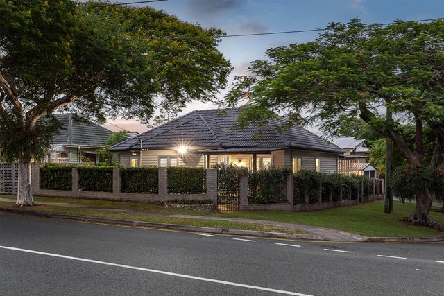 2 Borrows Street, QLD 4014