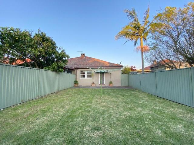 2 Walker Ave, NSW 2020