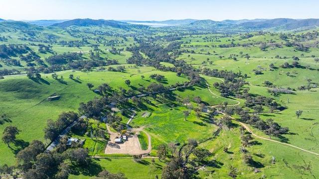 821 Sandy Creek Rd, VIC 3695