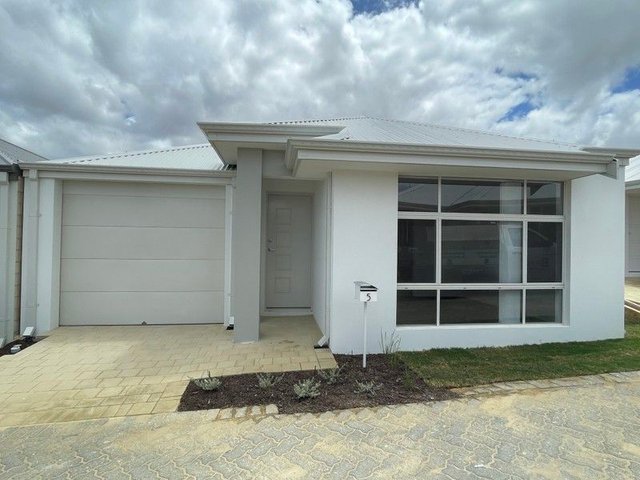 5 Scala Retreat, WA 6065