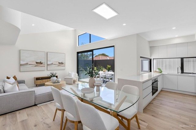 2, 3 & 4/121 The Parade, VIC 3226