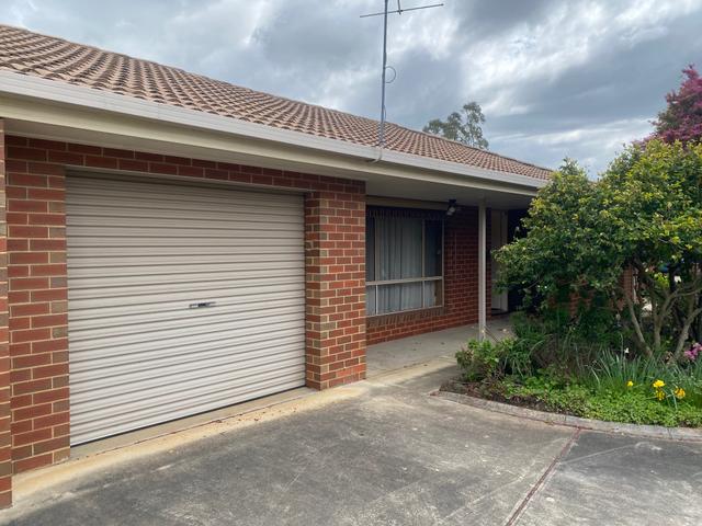 1/24 Park View Close, VIC 3690